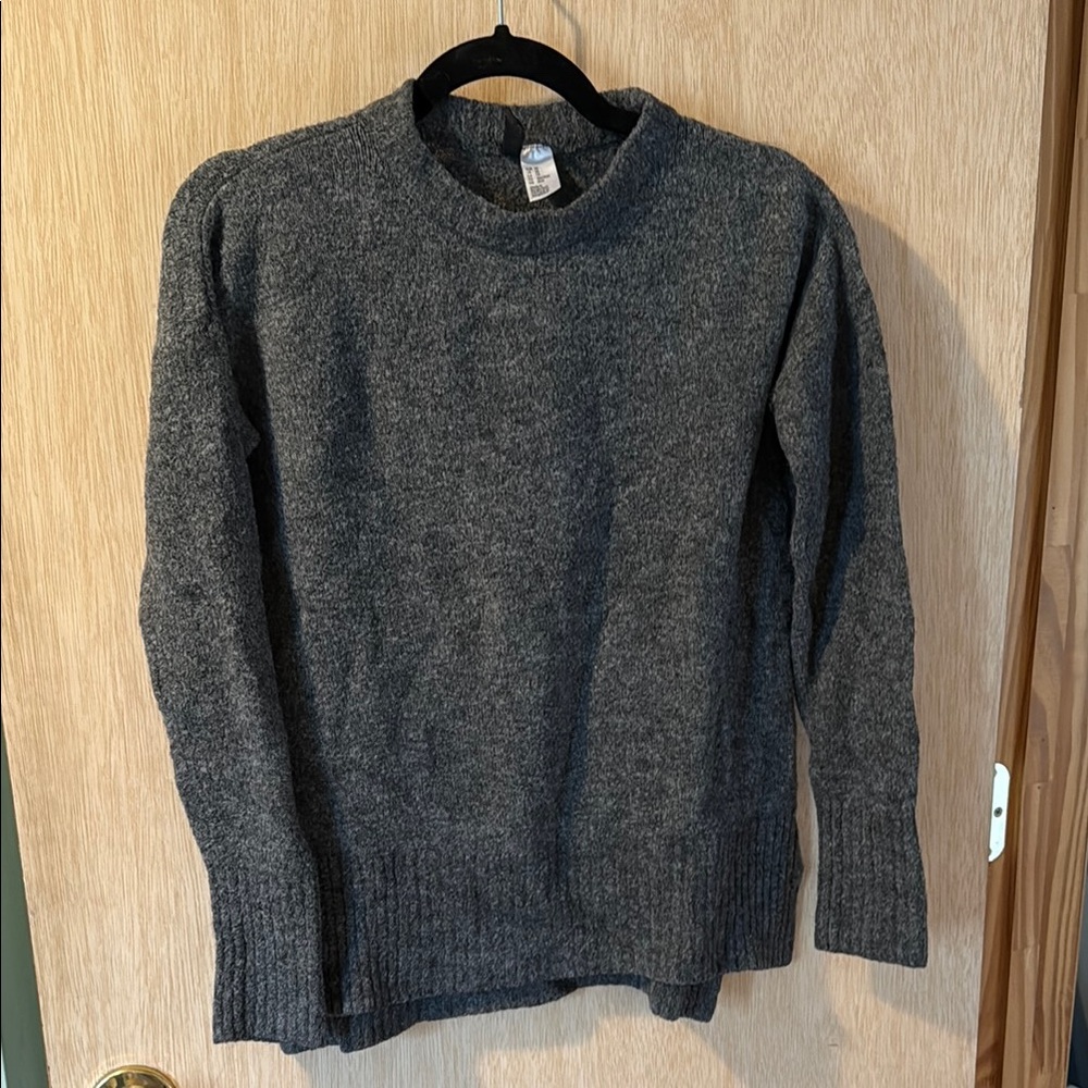 Men's Gray Sweater